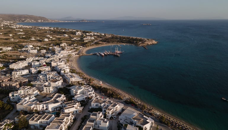 Esperos Premium Suites - Αγία Άννα, Νάξος