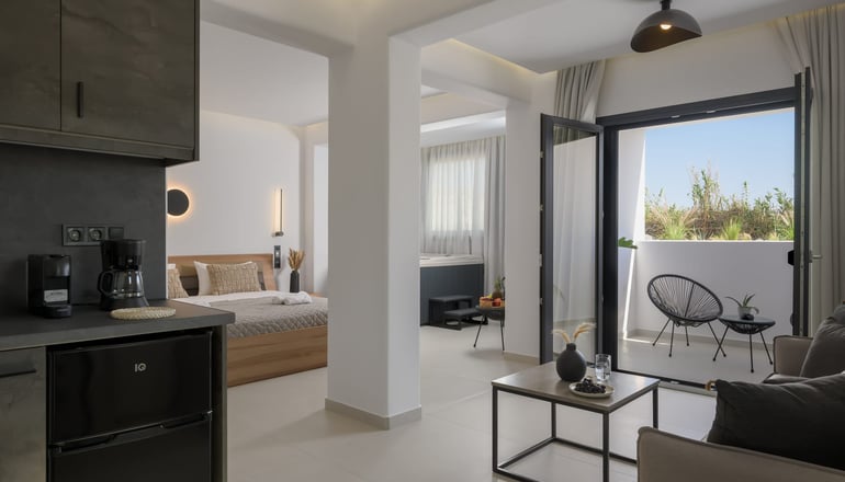 Esperos Premium Suites - Αγία Άννα, Νάξος