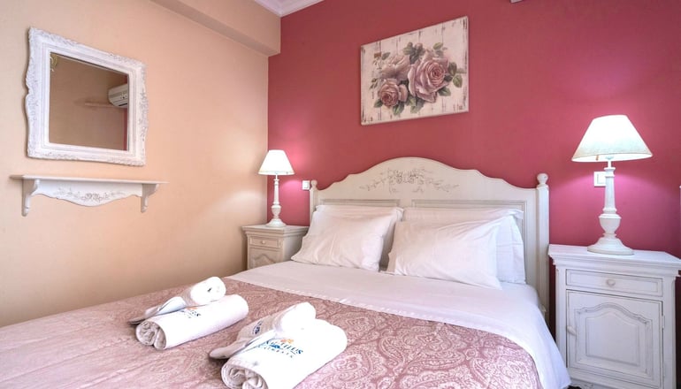 Nautilus Luxury Suites - Γαλαξίδι