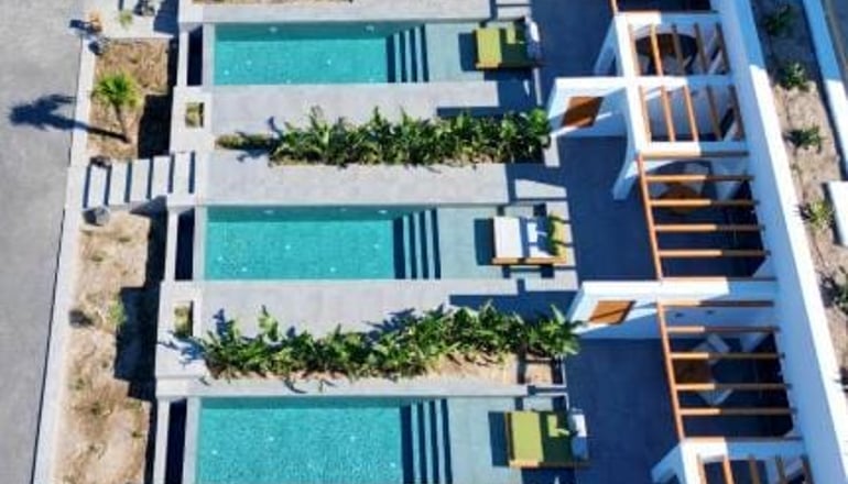 Numa - Φηρά, Σαντορίνη