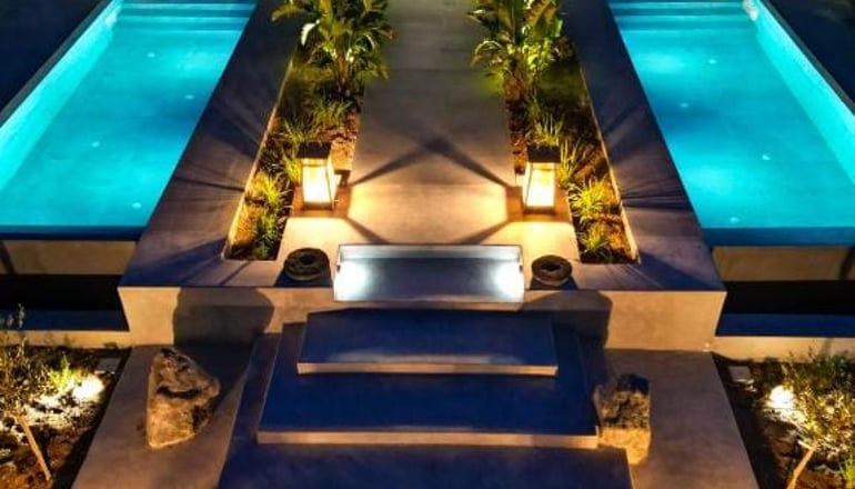 Numa - Φηρά, Σαντορίνη