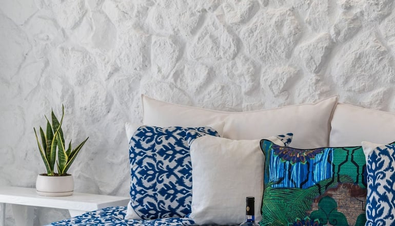 Numa - Φηρά, Σαντορίνη