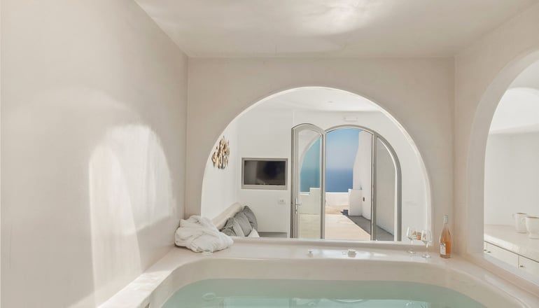 Oyster Luxury Suites - Ημεροβίγλι, Σαντορίνη