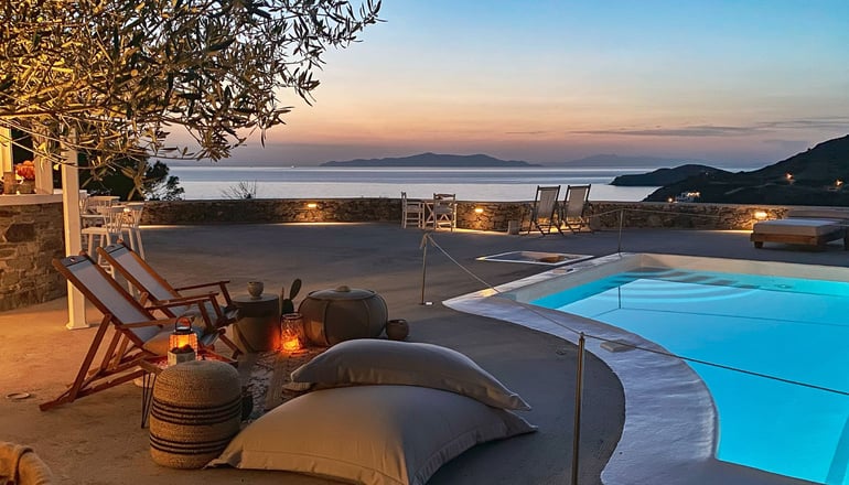 Pino Di Loto - Κίνι, Σύρος