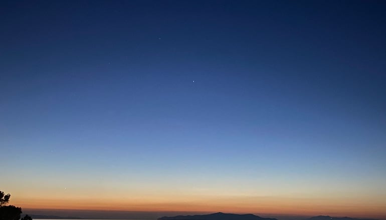 Pino Di Loto - Κίνι, Σύρος