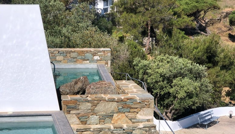 Pino Di Loto - Κίνι, Σύρος