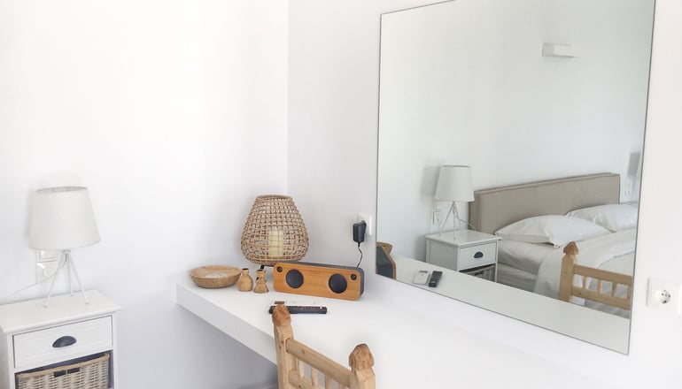 Pino Di Loto - Κίνι, Σύρος