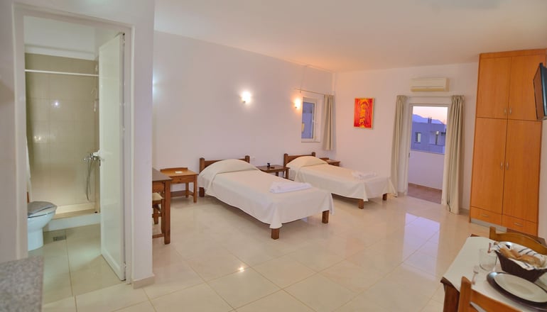 Reina Apartments - Γεωργιούπολη, Κρήτη