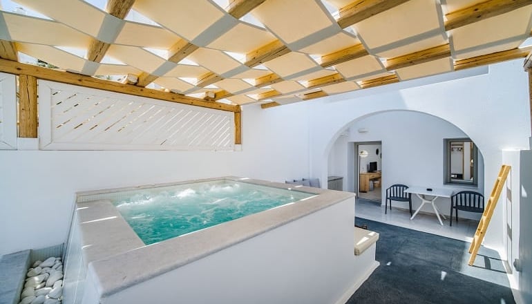 Symphony Suites - Πύργος, Σαντορίνη