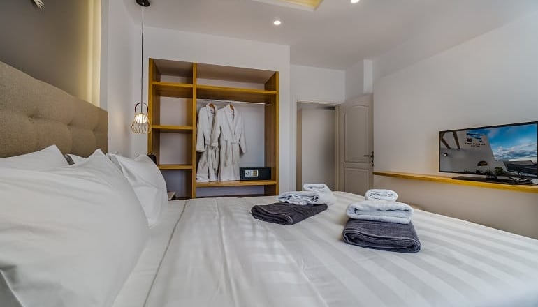 Symphony Suites - Πύργος, Σαντορίνη