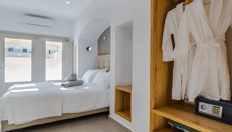 Symphony Suites - Πύργος, Σαντορίνη