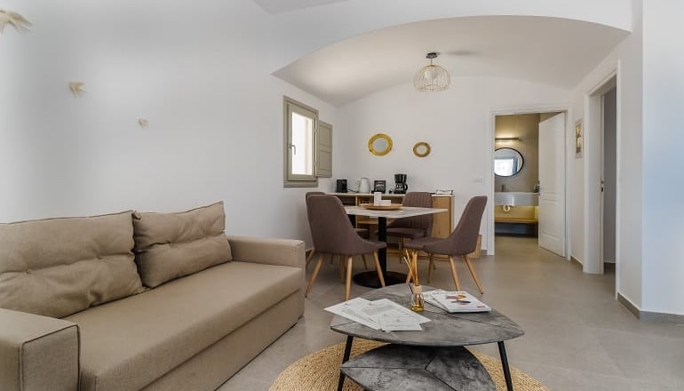 Symphony Suites - Πύργος, Σαντορίνη