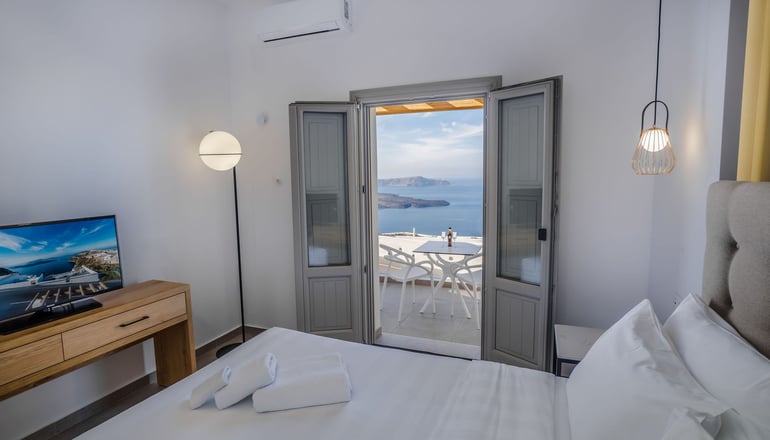 Symphony Suites - Πύργος, Σαντορίνη