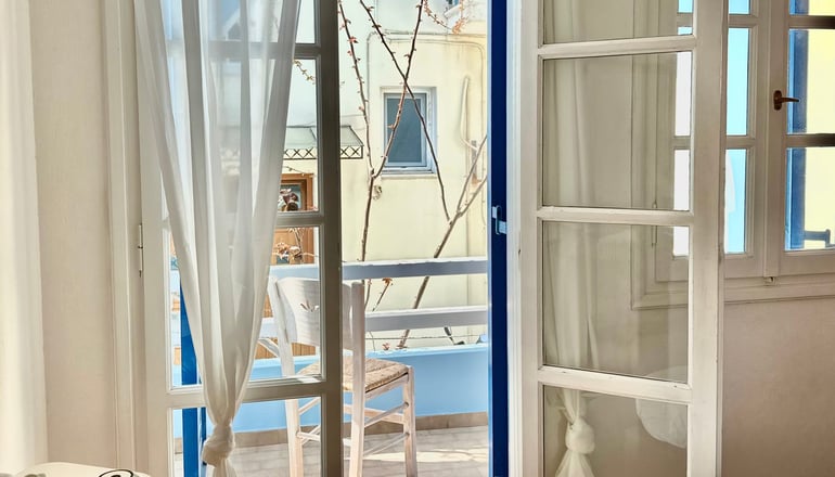 Celeste - Χώρα, Νάξος