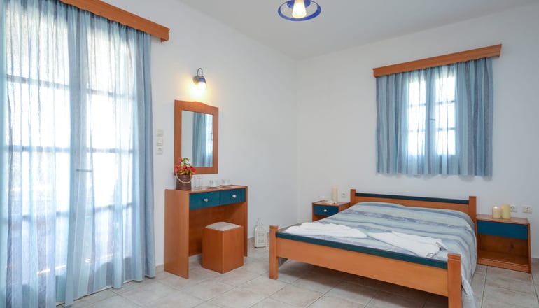 Hotel Three Lakes - Άγιος Προκόπιος, Νάξος