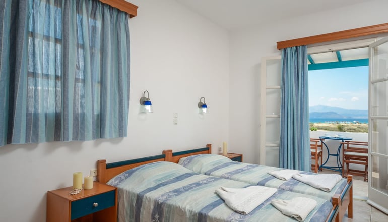 Hotel Three Lakes - Άγιος Προκόπιος, Νάξος