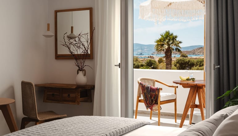 Phaistos Suites - Άγιος Προκόπιος, Νάξος