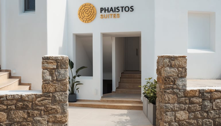 Phaistos Suites - Άγιος Προκόπιος, Νάξος