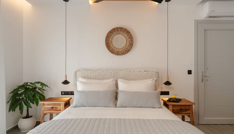 Phaistos Suites - Άγιος Προκόπιος, Νάξος