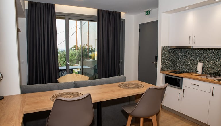 Enalis Studios & Apartments - Καρφάς, Χίος