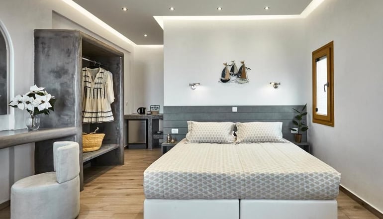 Alyvia Suites - Φοινικιά, Σαντορίνη
