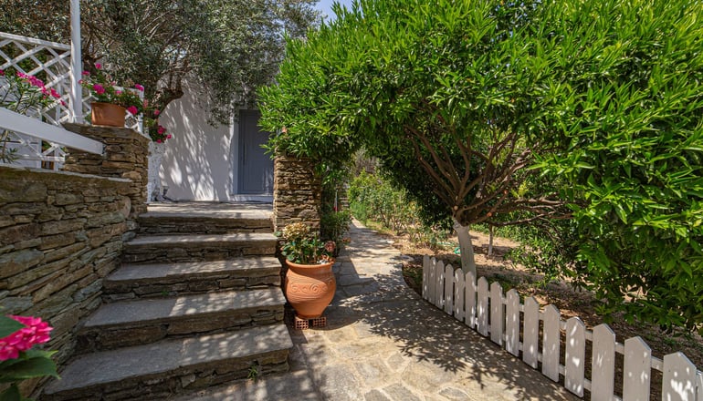 Small Paradise - Χώρα, Άνδρος