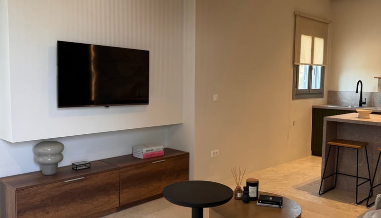 Poema - Αντίπαρος