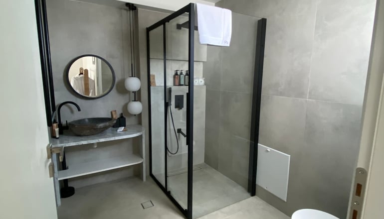 Poema - Αντίπαρος