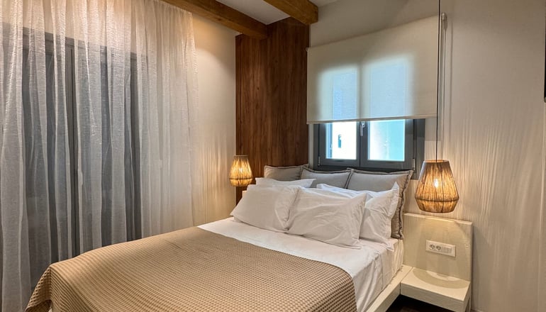 Poema - Αντίπαρος