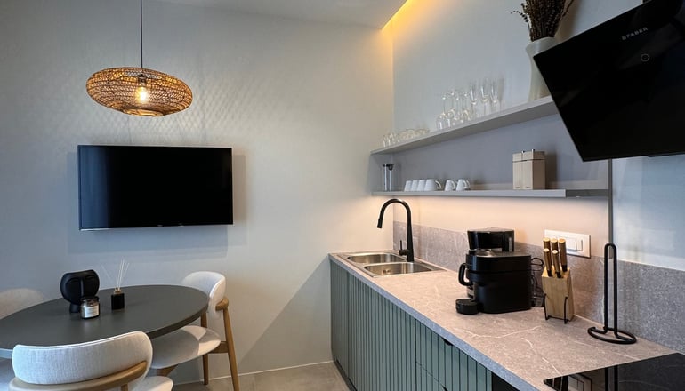 Poema - Αντίπαρος