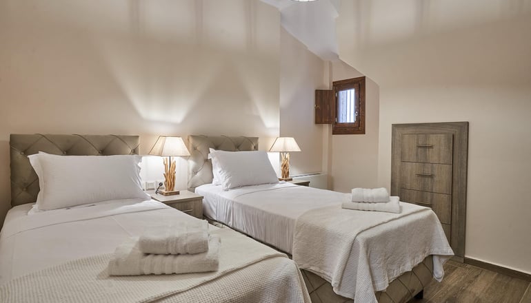 Porto Santo - Γερολιμένας, Μάνη