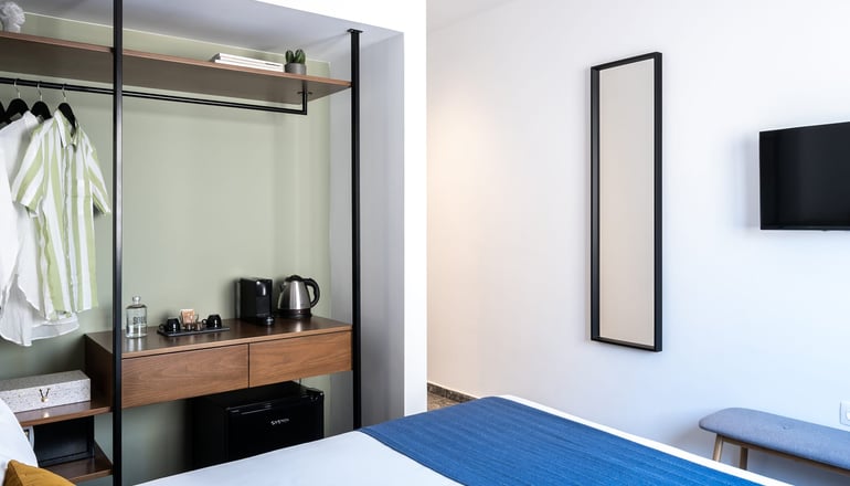 Play Theatrou a member of Brown Hotels - Αθήνα