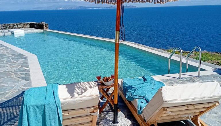 Mandrokathisio Luxury Apartments - Φάρος, Σίφνος