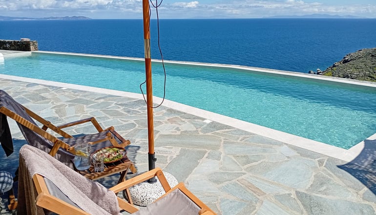 Mandrokathisio Luxury Apartments - Φάρος, Σίφνος