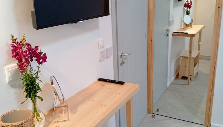 Mandrokathisio Luxury Apartments - Φάρος, Σίφνος