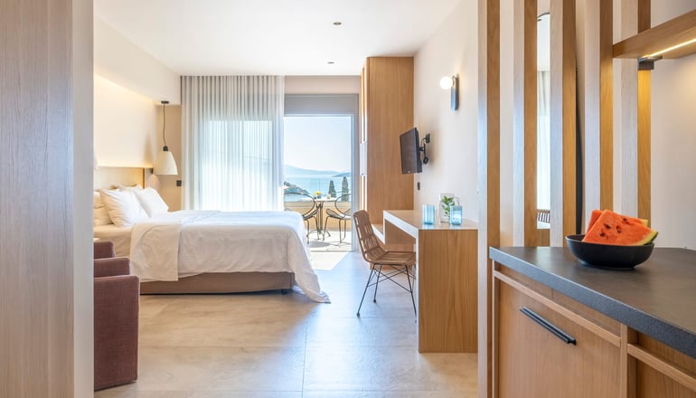 Elixia - Τολό, Ναύπλιο