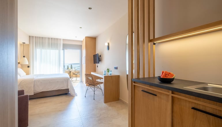 Elixia - Τολό, Ναύπλιο