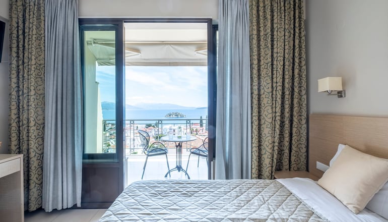 Elixia - Τολό, Ναύπλιο