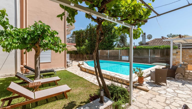 Harmony Apartments - Σύβοτα