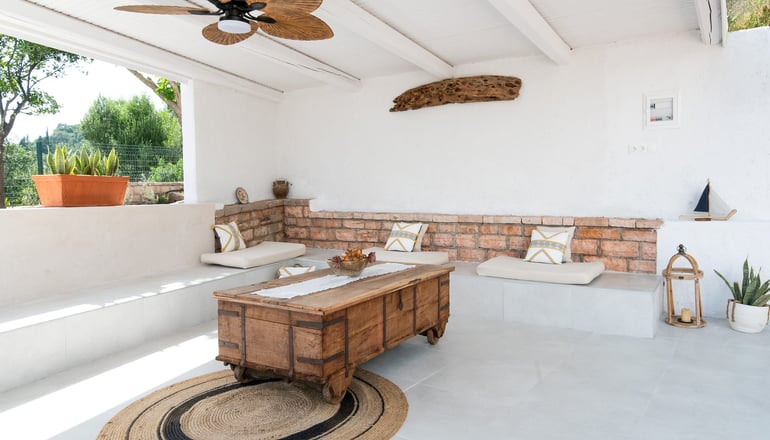 The Well Lichnos - Λύχνος, Πάργα