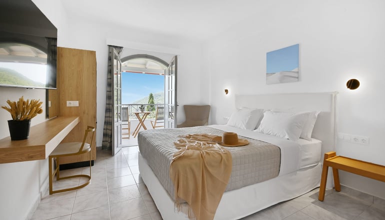 The Well Lichnos - Λύχνος, Πάργα