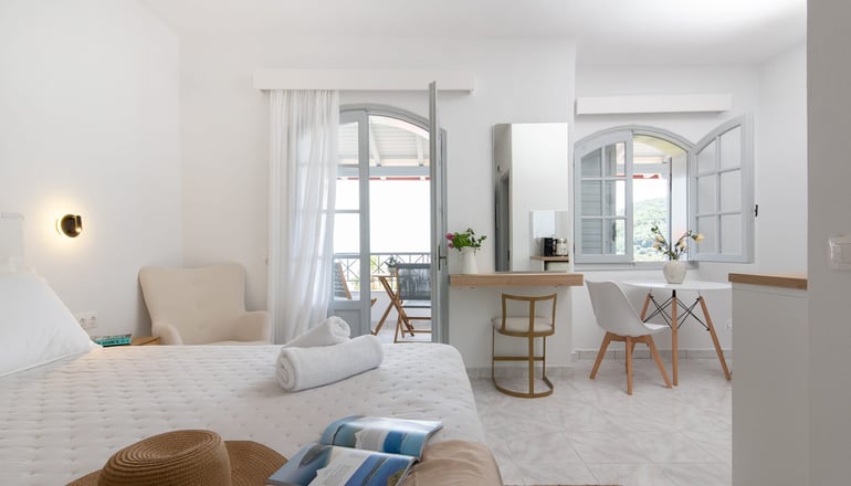 The Well Lichnos - Λύχνος, Πάργα