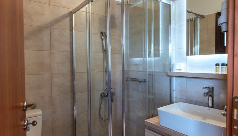 Trizonia Bay Hotel - Τριζόνια, Φωκίδα