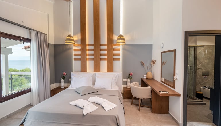 Trizonia Bay Hotel - Τριζόνια, Φωκίδα