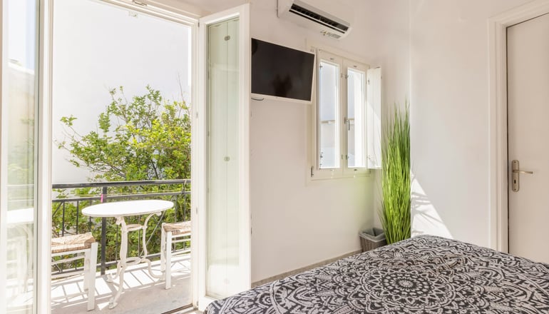 Parosquare Central Suites - Παροικιά, Πάρος