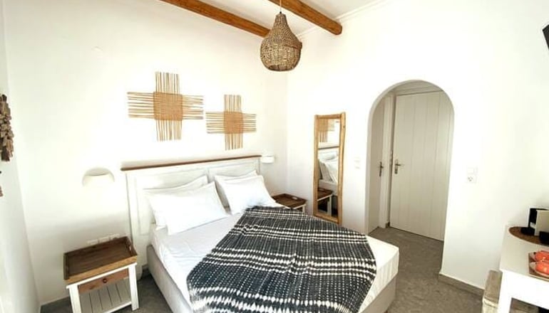 Parosquare Central Suites - Παροικιά, Πάρος