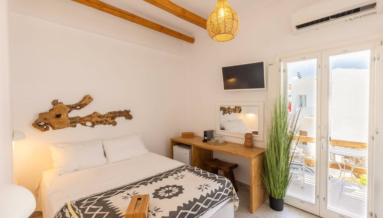 Parosquare Central Suites - Παροικιά, Πάρος