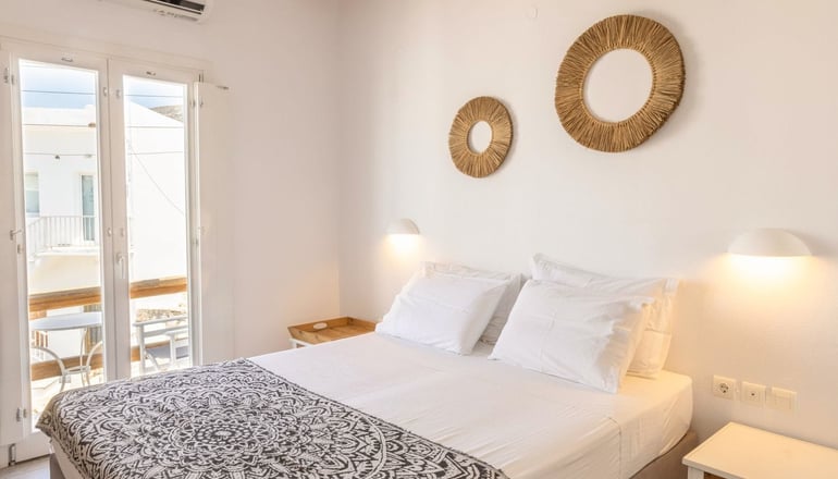 Parosquare Central Suites - Παροικιά, Πάρος