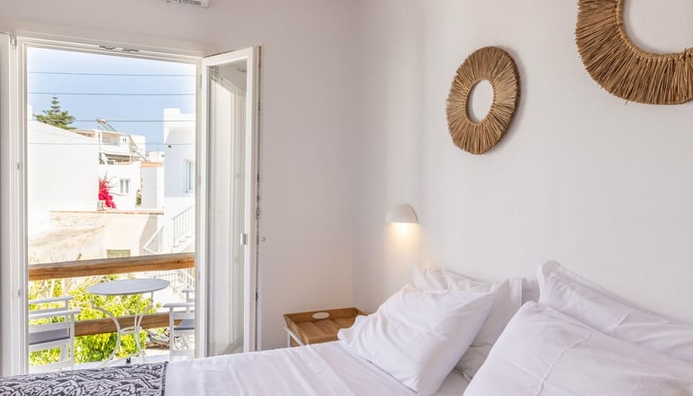 Parosquare Central Suites - Παροικιά, Πάρος