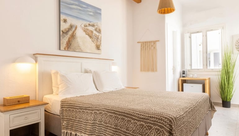 Parosquare Central Suites - Παροικιά, Πάρος